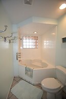 Just Beachy A Luxury Retreat Sleeps 12 3 Levels With Elevator- Perfect