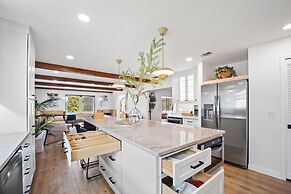 Casa Delfin Waterfront Heated Pool Wifi