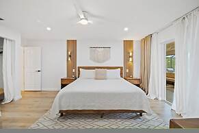 Casa Delfin Waterfront Heated Pool Wifi