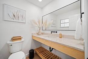 Casa Delfin Waterfront Heated Pool Wifi