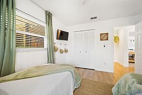 Casa Delfin Waterfront Heated Pool Wifi