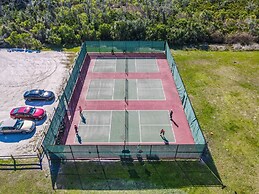 Beach Cottage 3 Bed 2 Bath Heated Pool Free Golf Cart Bring Your Boat