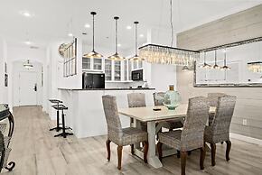 New Luxury Ocean Front 3 Bedroom 2 Bath Condo Sleeps 8 Cinnamon Beach 