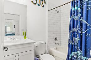 New Luxury Ocean Front 3 Bedroom 2 Bath Condo Sleeps 8 Cinnamon Beach 