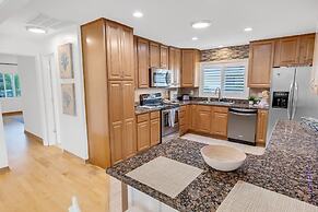 Saltwater Canal Home Heated Pool 3 2 2 Gorgeous Pets Welcome