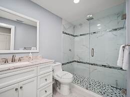 Waterside Pool Paradise