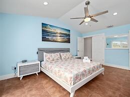 Waterside Pool Paradise