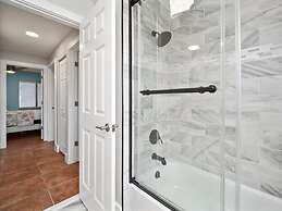 Waterside Pool Paradise