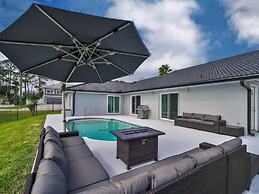 Waterside Pool Paradise