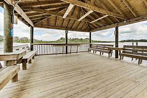 Oceanview Top-floor Penthouse in Surf Club Beach Pool Access