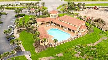 Oceanview Top-floor Penthouse in Surf Club Beach Pool Access