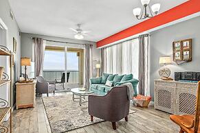 Oceanview Top-floor Penthouse in Surf Club Beach Pool Access