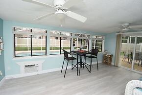 Hidden Oasis Spacious Home With Salt Water Heated Pool Hot Tub Fenced 