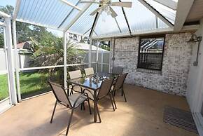 Hidden Oasis Spacious Home With Salt Water Heated Pool Hot Tub Fenced 