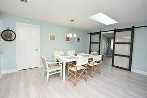 Hidden Oasis Spacious Home With Salt Water Heated Pool Hot Tub Fenced 