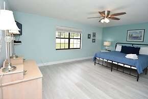 Hidden Oasis Spacious Home With Salt Water Heated Pool Hot Tub Fenced 