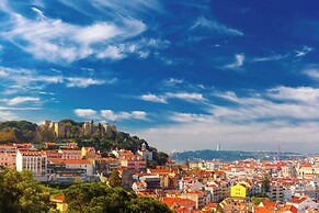 Alfama Steps Cozy Basement Studio