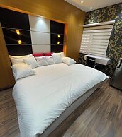 La Grandees Suites and Apartment