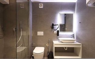 Grandstay Studios 103