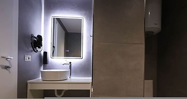 Grandstay Studios 105