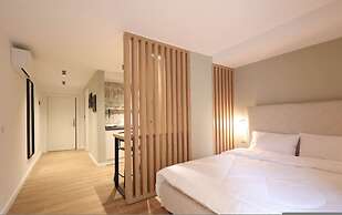 Grandstay Studios 105