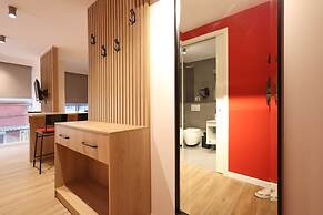 Grandstay Studios 102