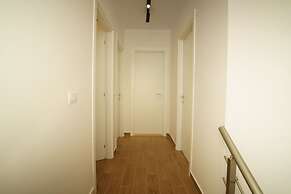 Sanpietro Vacation Villa 004