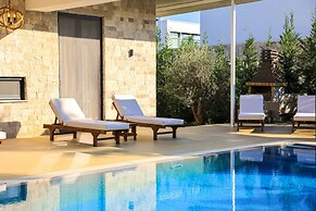 Sanpietro Vacation Villa 005