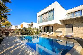 Sanpietro Vacation Villa 005