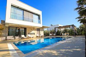 Sanpietro Vacation Villa 005