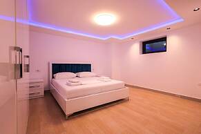 Sanpietro Vacation Villa 005