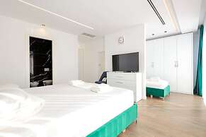 Sanpietro Vacation Villa 005