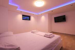 Sanpietro Vacation Villa 005