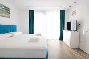 Sanpietro Vacation Villa 005