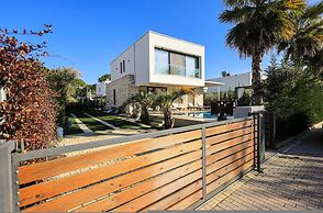 Sanpietro Vacation Villa 005