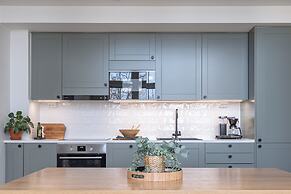 Historical 1BR Penthouse with Sauna