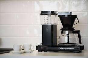 Historical 1BR Penthouse with Sauna