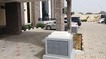 Global Luxury Suites