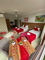 Vadidekal Suit Hotel