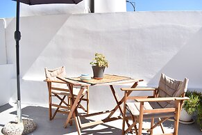 Chora Cozy Studios - Kythnos