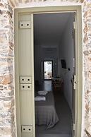 Chora Cozy Studios - Kythnos