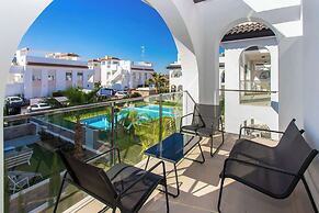 Sunset Paradise - Sleeps 4, Pool, Terrace & Views