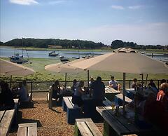 Charming Beach Getaway - Spacious 4BR Sunny Garden