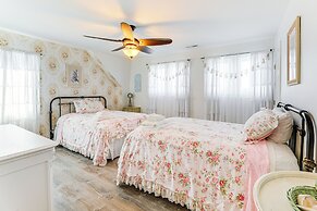 Steps to Shore: Spacious Bethany Beach Retreat