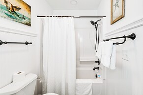 Steps to Shore: Spacious Bethany Beach Retreat