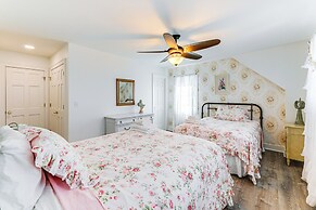 Steps to Shore: Spacious Bethany Beach Retreat