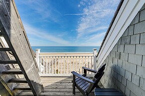 Steps to Shore: Spacious Bethany Beach Retreat