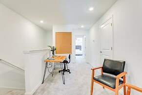 6 Mi to Apollo Beach: Townhome w/ Pool Access!