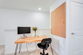 6 Mi to Apollo Beach: Townhome w/ Pool Access!