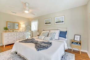 2 Mi to Shore: Modern Retreat in Fort Walton Beach